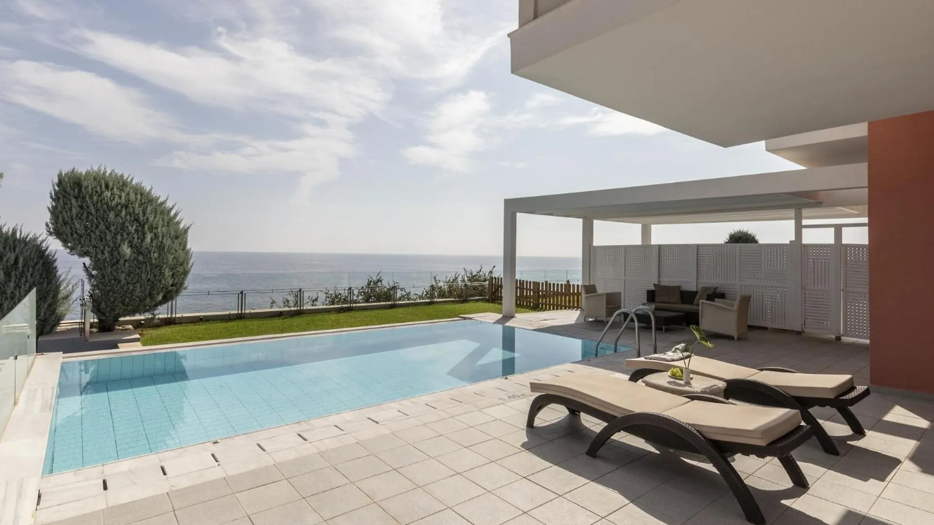 Louis Apostolata Island Resort Eleios-Pronnoi