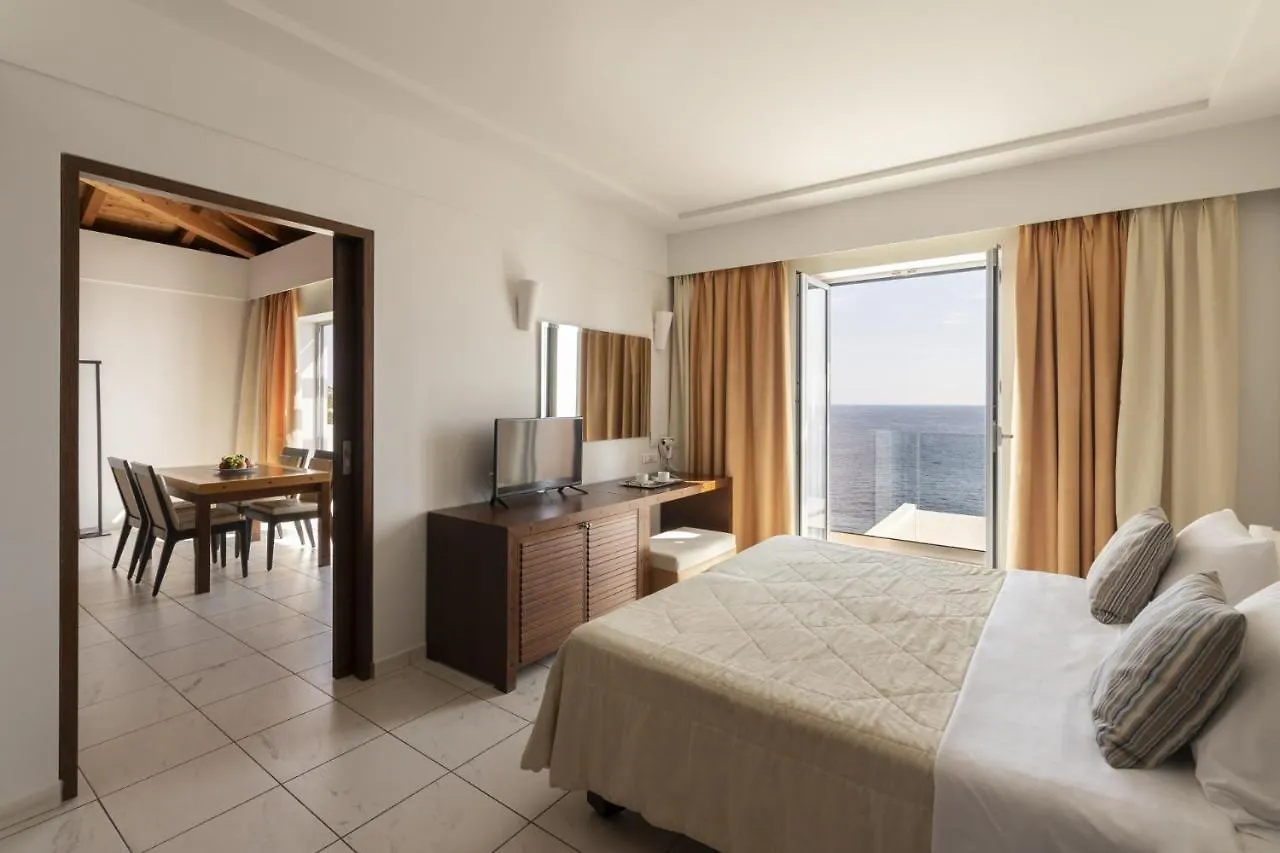 *****  Louis Apostolata Island Resort Eleios-Pronnoi Greece